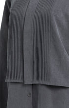 Load image into Gallery viewer, YAYA - Bluse mit Weste im Lagenlook und Plissee-Details in Hole Black