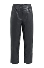Load image into Gallery viewer, YAYA - Carrot Fit-Hose aus Lederimitat in Hole Black