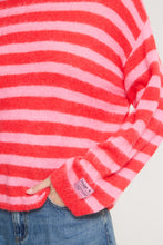 Lade das Bild in den Galerie-Viewer, ICHI - Strickpulli Blush mit Streifen Rosa Rot