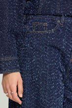 Lade das Bild in den Galerie-Viewer, ICHI - Barrel Jeans Salia in Dark Blue Broken Denim