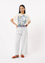 Lade das Bild in den Galerie-Viewer, FRNCH Paris - T-shirt Andie Creme Frnch Area Print