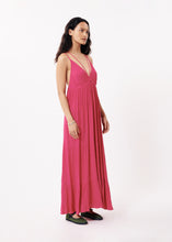 Lade das Bild in den Galerie-Viewer, FRNCH Paris - Kleid Clemy Fuchsia