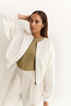 Load image into Gallery viewer, YAYA - kurz geschnittene Bomberjacke off white