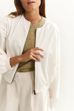 Load image into Gallery viewer, YAYA - kurz geschnittene Bomberjacke off white