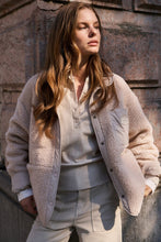 Lade das Bild in den Galerie-Viewer, YAYA - Pullover mit integriertem Blusenkragen in Heather Grey Melange