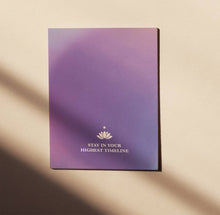 Load image into Gallery viewer, Anna cosma - Postkarte / CHAKRA-KARTE - 7. Kronenlotus