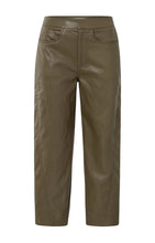 Load image into Gallery viewer, YAYA - Hose aus Lederimitat Capers Brownish Green