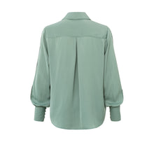 Load image into Gallery viewer, YAYA - Bluse mit klassischen Kragen und Plisseedetails Jade Green