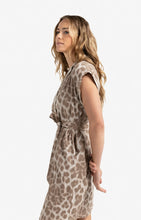 Load image into Gallery viewer, YAYA - Midikleid mit Leopardenmuster und Gürtel Milk Brown Dessin