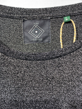 Lade das Bild in den Galerie-Viewer, Shirt Logo - BlackWhite