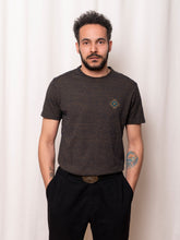 Lade das Bild in den Galerie-Viewer, Shirt - Navy Gold Logo