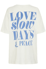 Lade das Bild in den Galerie-Viewer, ICHI - oversize Shirt Kamille Slow Days
