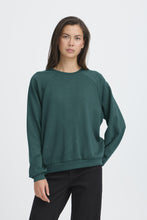 Lade das Bild in den Galerie-Viewer, ICHI - Longsleeve Amias mit Steinchen
