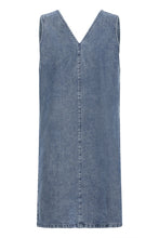 Lade das Bild in den Galerie-Viewer, ICHI - Jeans Kleid Hiramo in medium denim Blue
