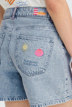Lade das Bild in den Galerie-Viewer, ICHI - Shorts Laveny in Light Blue Bleached
