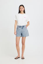Lade das Bild in den Galerie-Viewer, ICHI - Shorts Laveny in Light Blue Bleached

