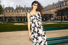 Lade das Bild in den Galerie-Viewer, ICHI - Kleid Hemma in black white flower
