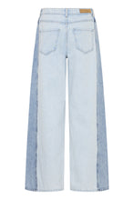 Load image into Gallery viewer, ICHI - Jeans Bauve Mix Wide in Medium Blue

