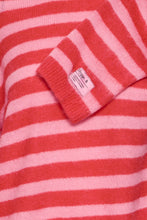 Lade das Bild in den Galerie-Viewer, ICHI - Strickpulli Blush mit Streifen Rosa Rot
