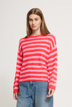 Lade das Bild in den Galerie-Viewer, ICHI - Strickpulli Blush mit Streifen Rosa Rot
