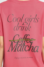 Lade das Bild in den Galerie-Viewer, ICHI - Shirt Balmers Matcha Print in Fruit Dove
