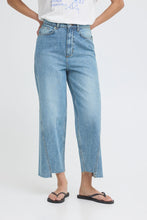 Load image into Gallery viewer, ICHI - Jeans Obinne Barrel fit in Denim light blue stonewashed
