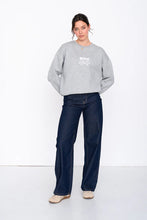 Lade das Bild in den Galerie-Viewer, 24colors -Sweatshirt be kind graumeliert
