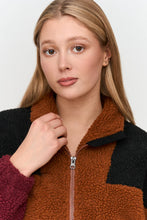 Lade das Bild in den Galerie-Viewer, 24colors - Jacke aus Teddy  Stoff multicolor
