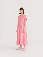 Lade das Bild in den Galerie-Viewer, BOBO Choses - Hemdkleid mit V-Ausschnitt in rosa
