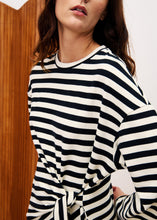 Load image into Gallery viewer, FRNCH - Jersey Kleid Fenouil Noir Streifen
