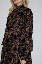 Lade das Bild in den Galerie-Viewer, A-View - Kleid Dranila in Rush (mit Unterkleid)
