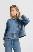 Lade das Bild in den Galerie-Viewer, YAYA - Jeansjacke Oversize Blue denim
