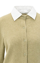 Lade das Bild in den Galerie-Viewer, YAYA -Cardigan mit abnehmbaren Kragen Pale olive green
