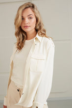 Load image into Gallery viewer, YAYA - feminine cargo blouse Ivory White
