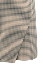 Load image into Gallery viewer, YAYA - Karierter Skort in Wickeloptik in Beige Dessin
