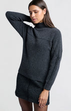 Lade das Bild in den Galerie-Viewer, YAYA - Pullover mit Ziernaht Dark Anthracite Melange
