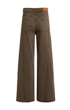 Lade das Bild in den Galerie-Viewer, YAYA - Jeans mit hohem Bund und weitem Bein (L32) in Cocoa Brown
