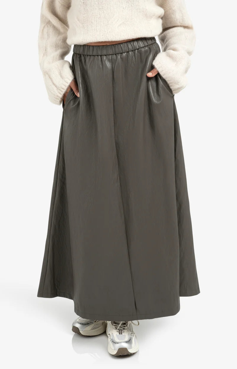 YAYA -  Midirock aus Lederimitat mit Taschen in Dark Taupe Grey