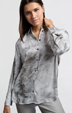 Lade das Bild in den Galerie-Viewer, YAYA - Bluse mit abstracten Print formal grey dessin
