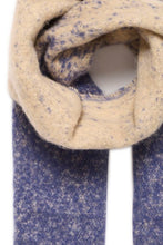 Lade das Bild in den Galerie-Viewer, ICHI - Schal Larni in Patriot Blue
