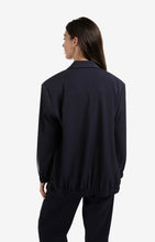 Lade das Bild in den Galerie-Viewer, YAYA - Blazer mit lockerer Passform und Bomberjackendetails Inkwell Blue
