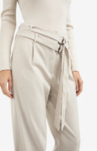 Lade das Bild in den Galerie-Viewer, YAYA - Hose mit doppeltem Gürtel in Kit Beige
