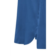 Lade das Bild in den Galerie-Viewer, YAYA - Basic Shirt Cupro Bright Cobalt Blue
