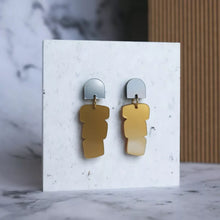 Load image into Gallery viewer, MIMIMONO - Earrings gold / metal
