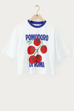 Lade das Bild in den Galerie-Viewer, My Jewellery - Weißes T-shirt  mit Pomodoro di Roma Druck
