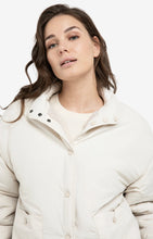 Lade das Bild in den Galerie-Viewer, YAYA - Teddy Wendejacke mit Tasche in Heather Grey
