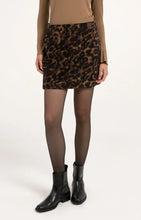 Load image into Gallery viewer, YAYA - Weicher Minirock mit Leopardenmuster in Cocoa Brown Dessin
