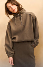 Lade das Bild in den Galerie-Viewer, YAYA -Sweatshirt mit Ballonärmeln in Dark Taupe Grey Melange
